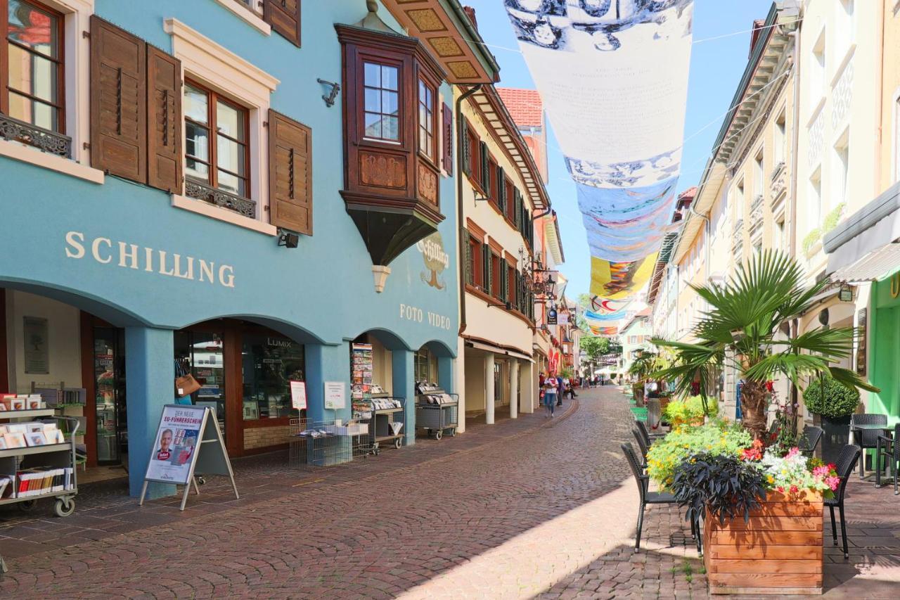 Loewe Apartment Gold Tiengen Altstadt Waldshut-Tiengen Dış mekan fotoğraf
